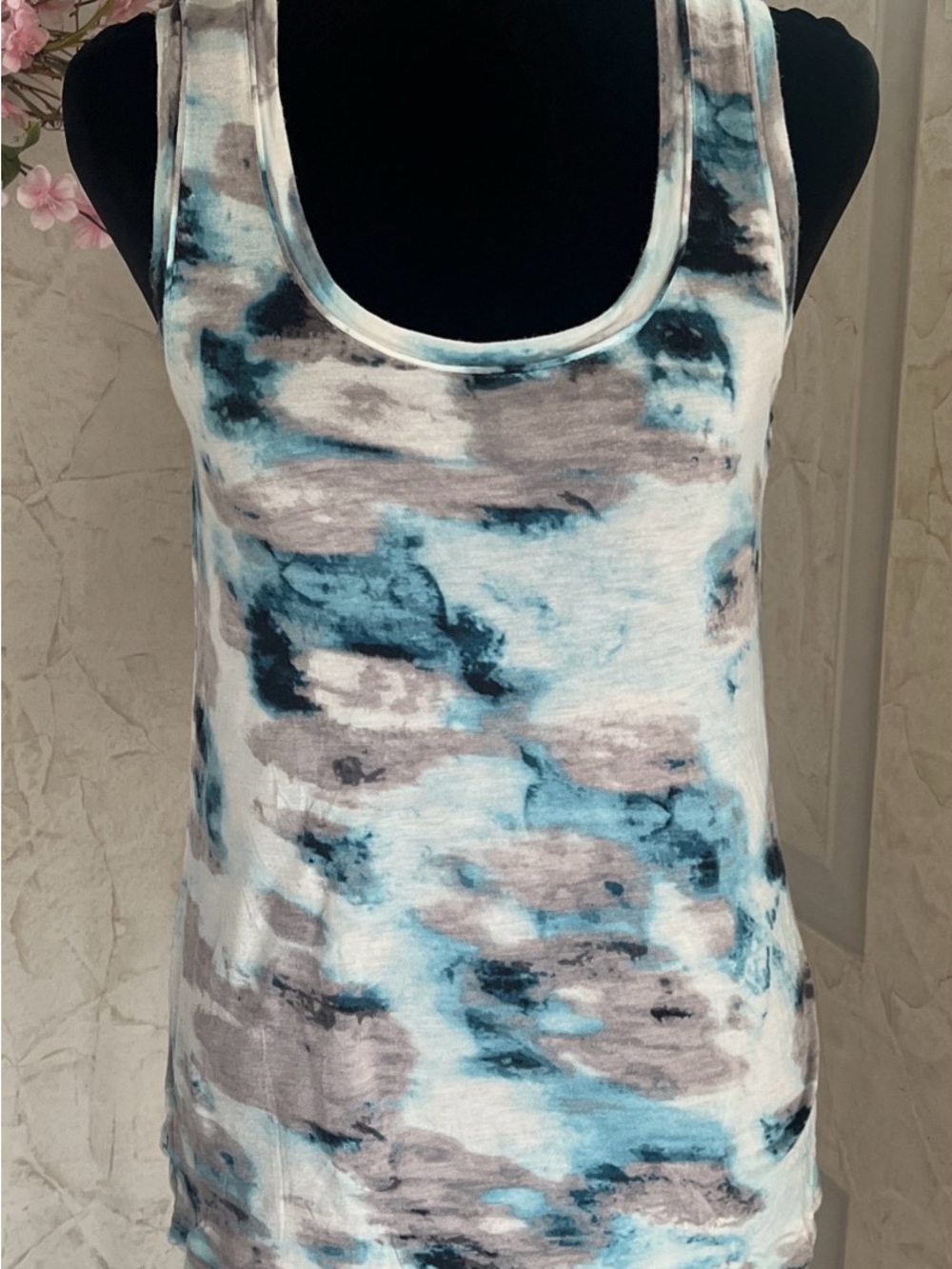 Simply Vera Vera Wang Blue, Gray and Black Scoop Neck Tie-Dye Tank